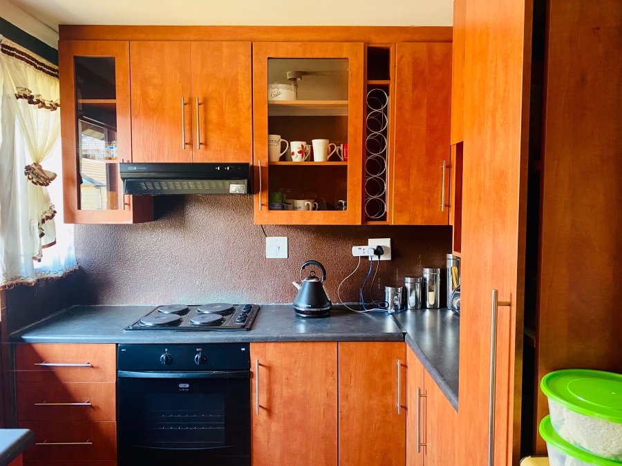3 Bedroom Property for Sale in Geelhoutpark North West